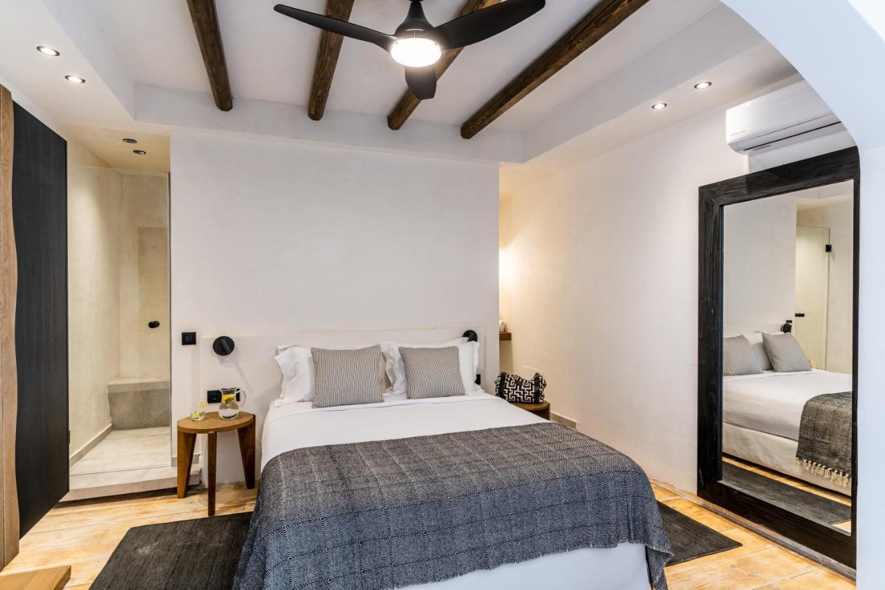 Amer Suites Fira  Esterno foto