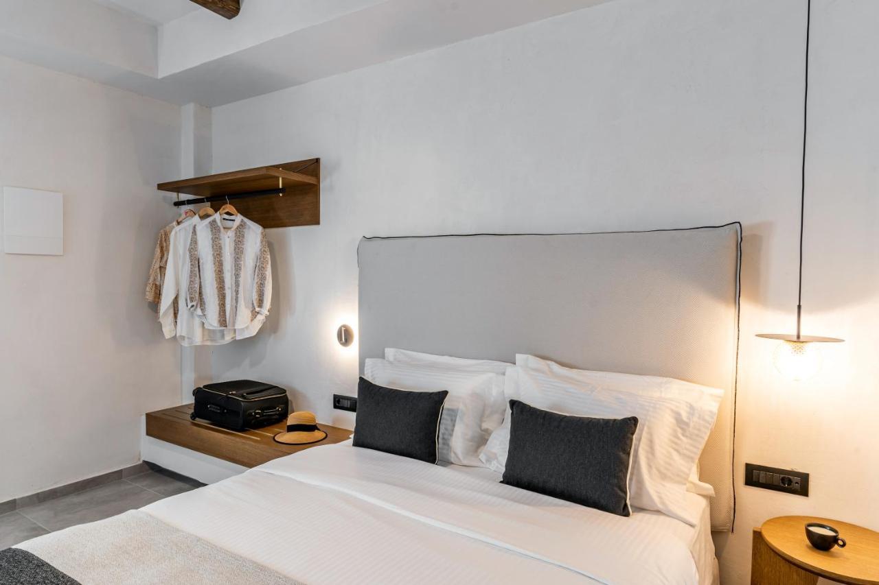 Amer Suites Fira  Esterno foto