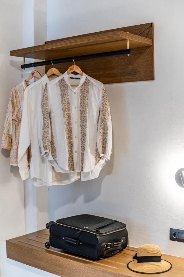 Amer Suites Fira  Esterno foto
