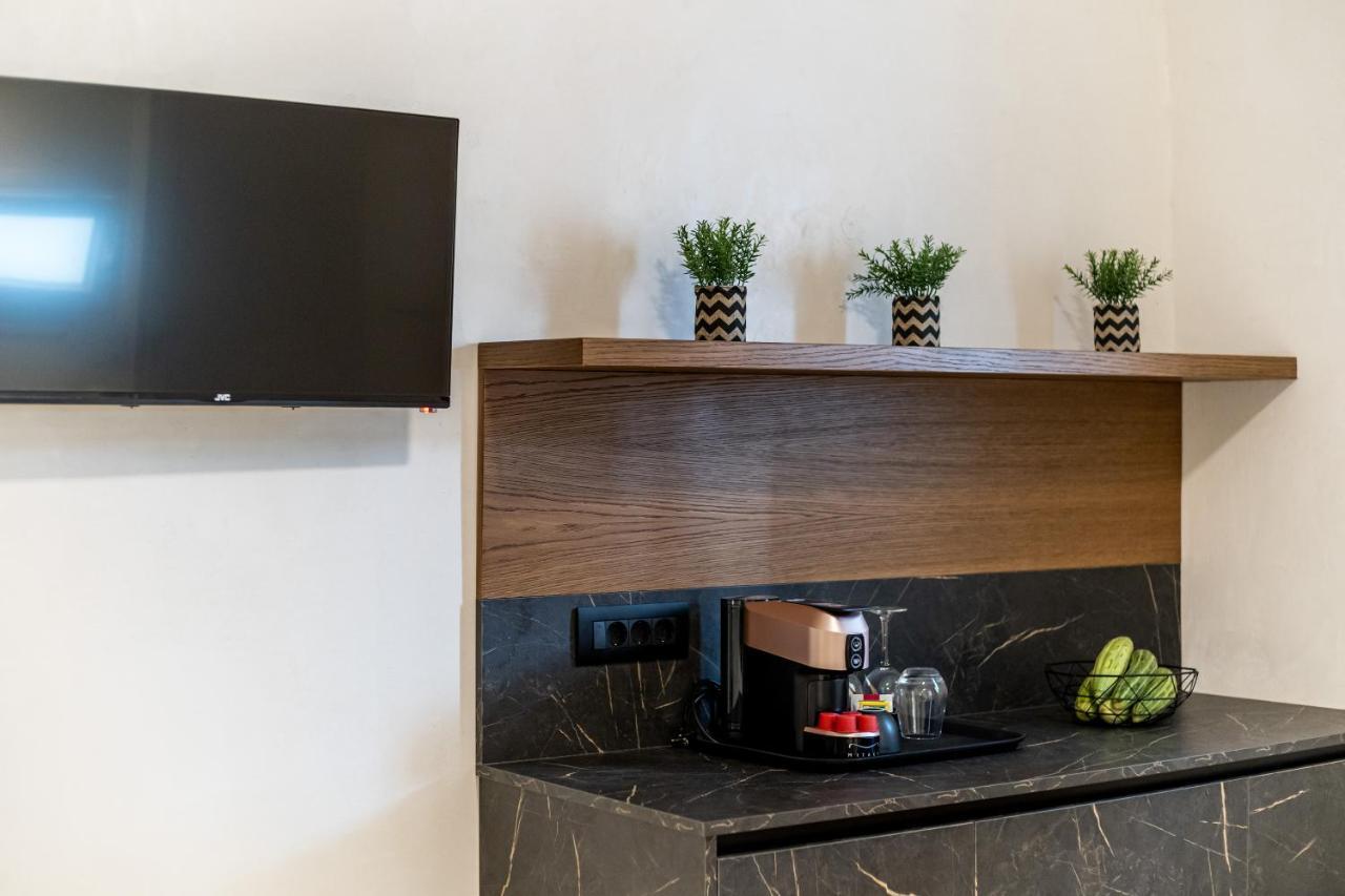 Amer Suites Fira  Esterno foto