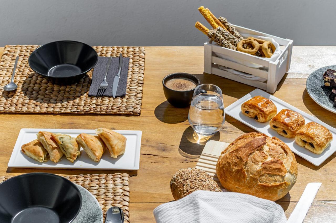 Amer Suites Fira  Esterno foto